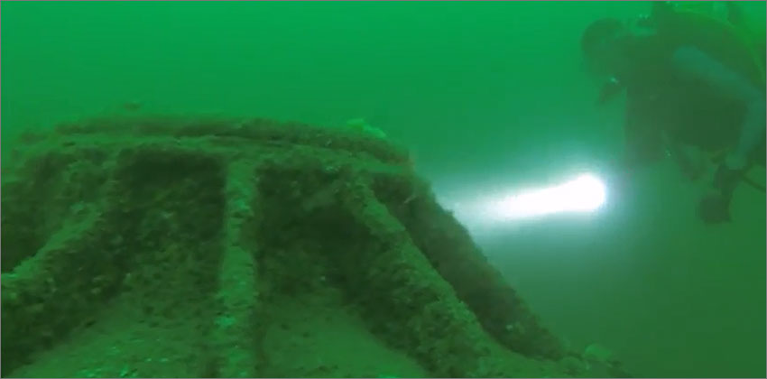 Uncharted WWI German Submarine uncovered