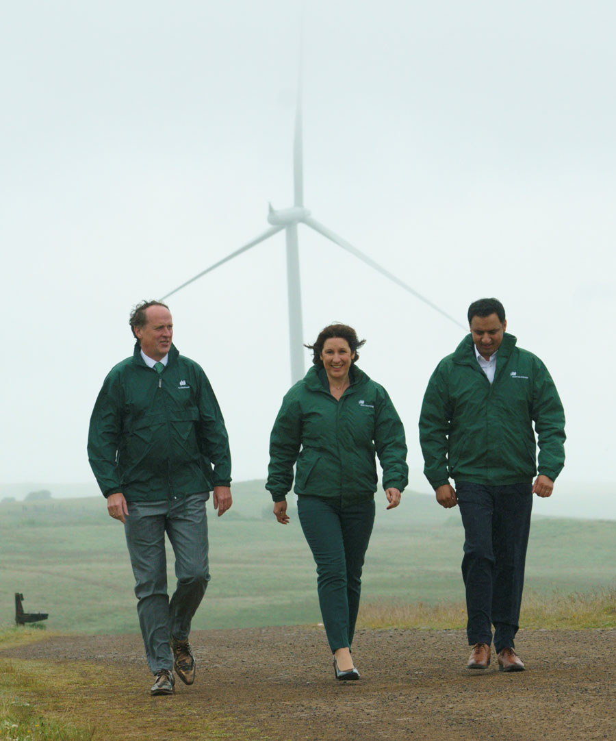Rachel Reeves visits Whitlee Windfarm