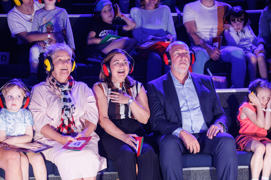 Melanie Hill visits Techniquest